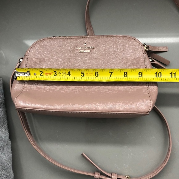 Kate Spade Blush Crossbody Patent Leather Purse - Picture 5 of 6